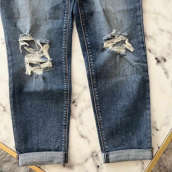 EXPRESS Girlfriend High Rise Stretch Ripped Jeans Size: 4 - Picture 4 of 13